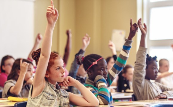 girls in classroom diversity